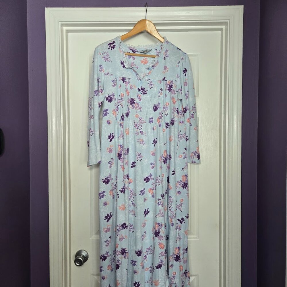 Bundle of 2 Vintage Cotton Floral Nightgowns | Small‎ | Long Sleeve - Picture 8 of 13